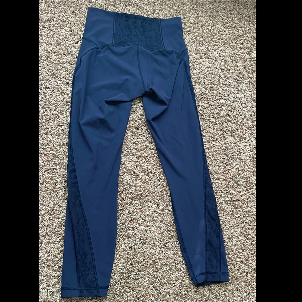 navy lululemon leggings